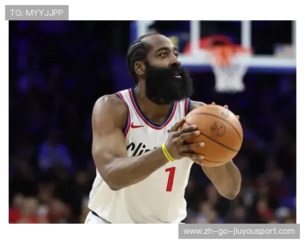 哈登被拍到与快船老板深夜谈话：交易？